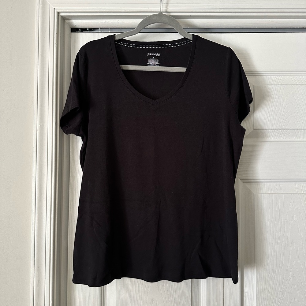 EUC St. John’s Bay black t-shirt